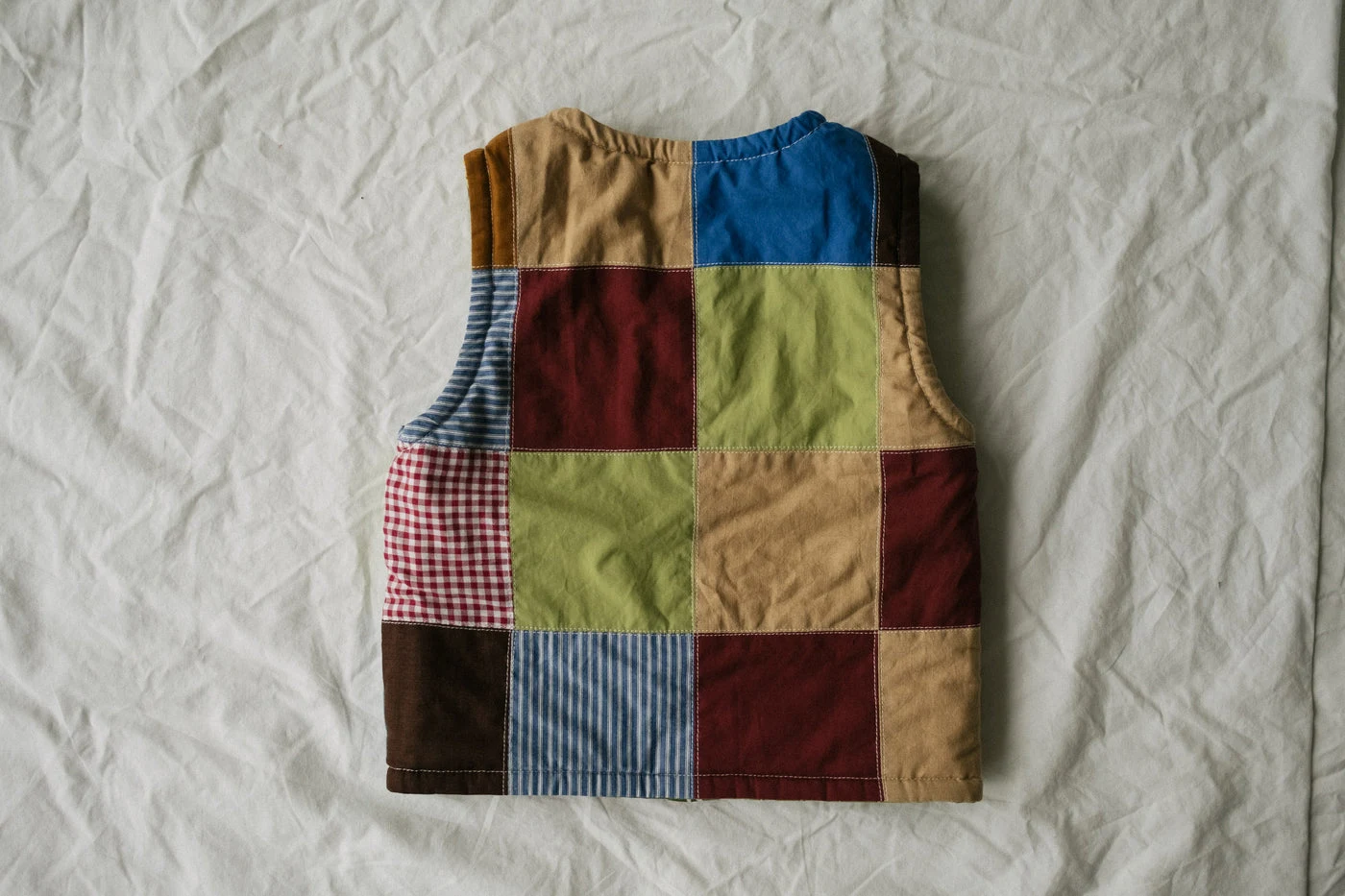 Farmyard Reversible Vest